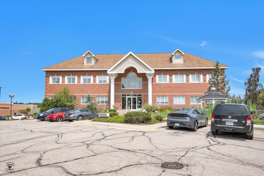 More Photos Of 912 Northwest Hwy, Fox River Grove Medical For Sale