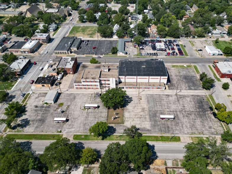 More Photos Of 1130 S. Broadway, Wichita Religious Facility For Sale