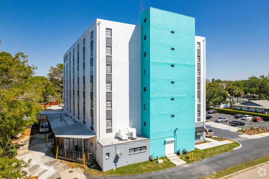 More Photos Of 1520 Jeffords St, Clearwater Apartments For Sale