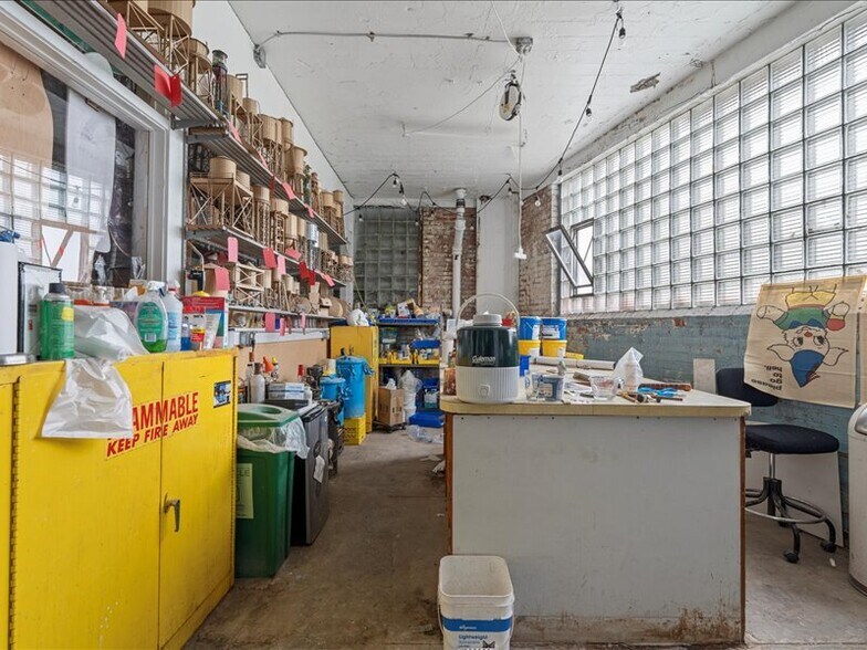 More Photos Of 808-22 Burnet Ave, Syracuse Warehouse For Sale