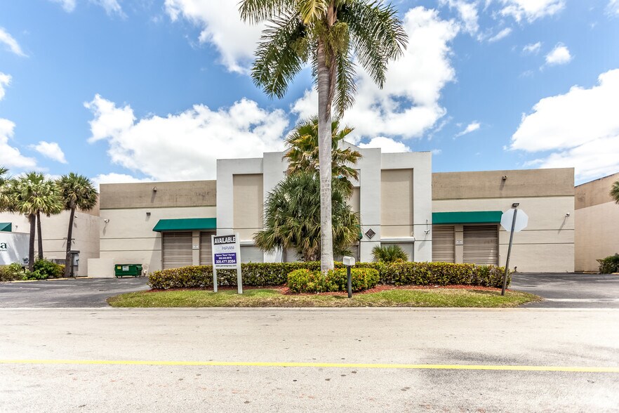 More Photos Of 10505 NW 29th Ter, Miami Warehouse For Lease
