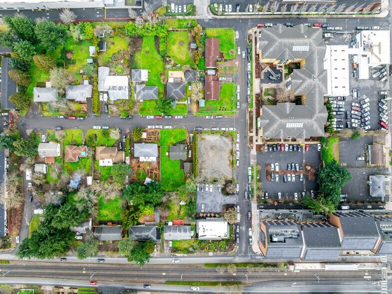 More Photos Of 11833-11911 E Burnside St, Portland Land For Sale