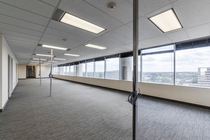 More Photos Of 7515 Greenville Ave, Dallas Medical For Lease