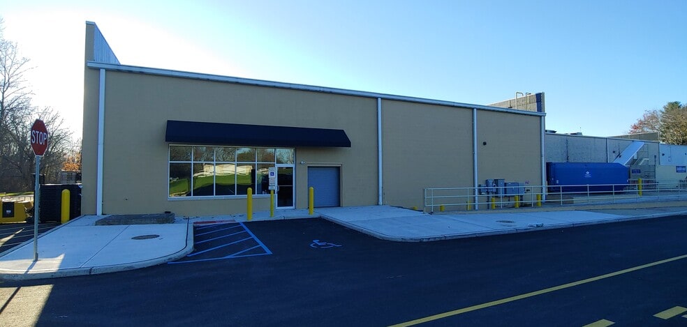 Primary Photo Of 4345 Highway 9, Freehold General Retail For Lease