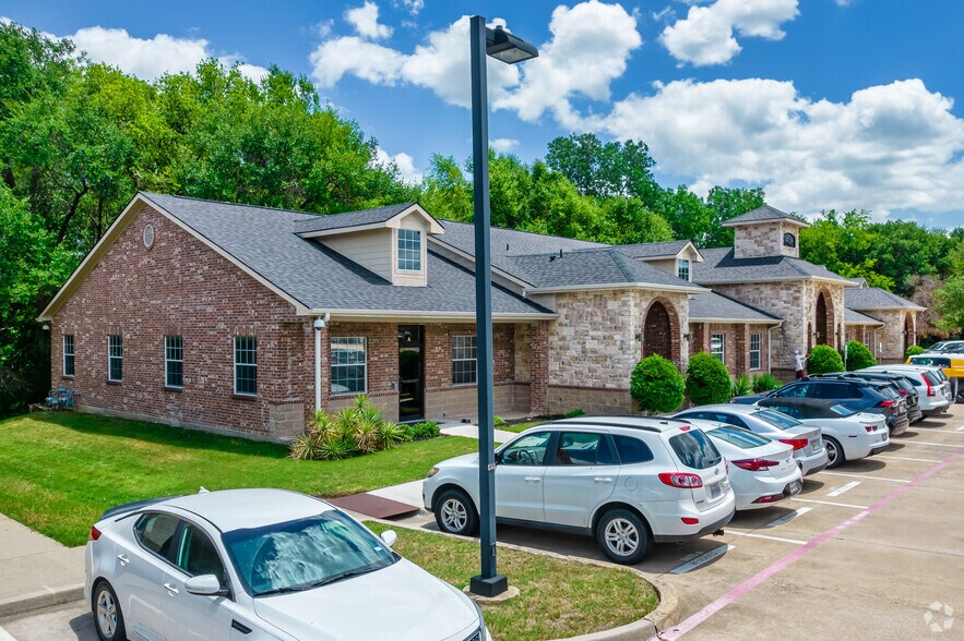 More Photos Of 2612 Long Prairie Rd, Flower Mound Medical For Lease