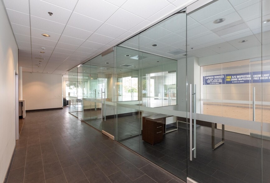 More Photos Of 1701 Auto Center Dr, Oxnard Auto Dealership For Sale