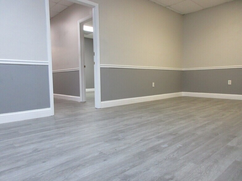 More Photos Of 540 NW University, Port Saint Lucie Office Residential For Sale