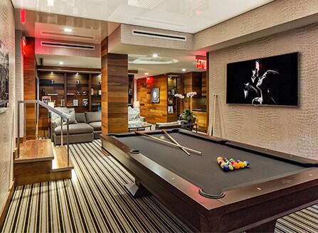 More Photos Of 301 E 47th St, New York Apartments For Lease