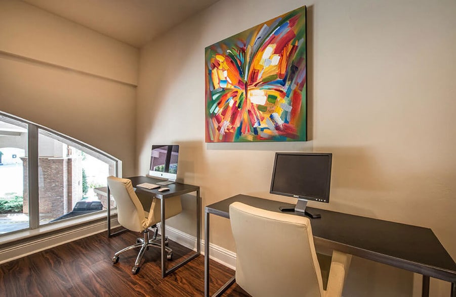 More Photos Of 301-409 N Walker Ave, Oklahoma City Apartments For Lease
