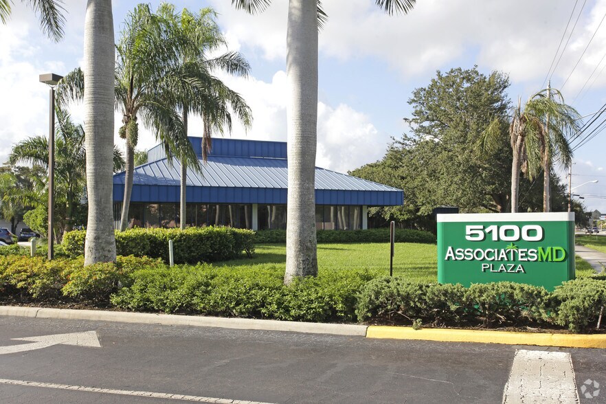 More Photos Of 5100 W Copans Rd, Margate Office For Lease