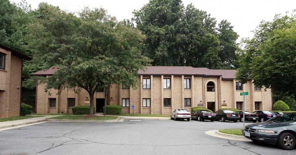 More Photos Of 9000-9006 Crownwood Ct, Burke Medical For Sale