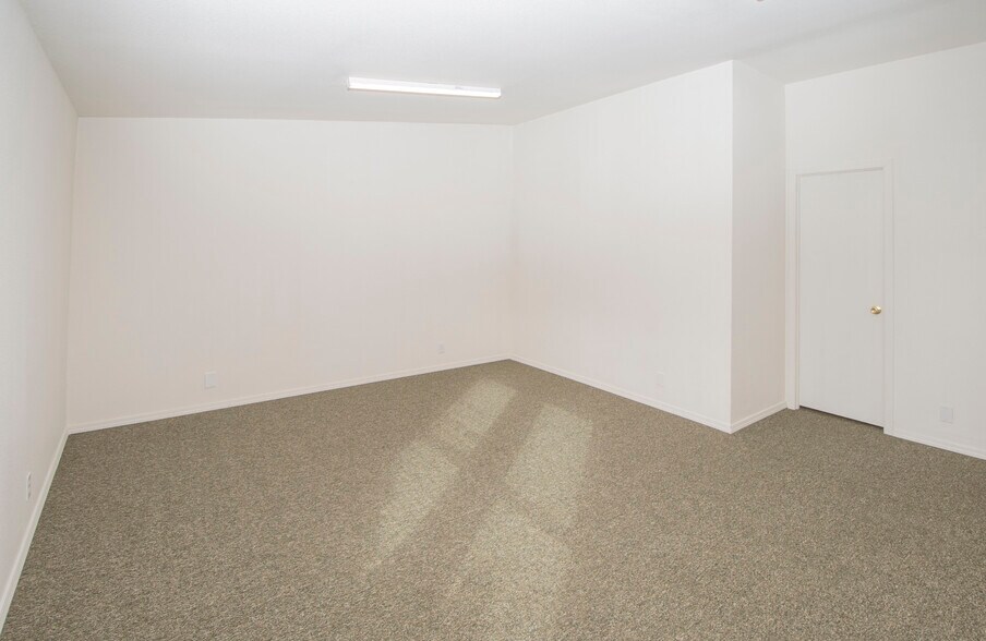 More Photos Of 6885 Bauman St, Bonners Ferry Office Residential For Lease