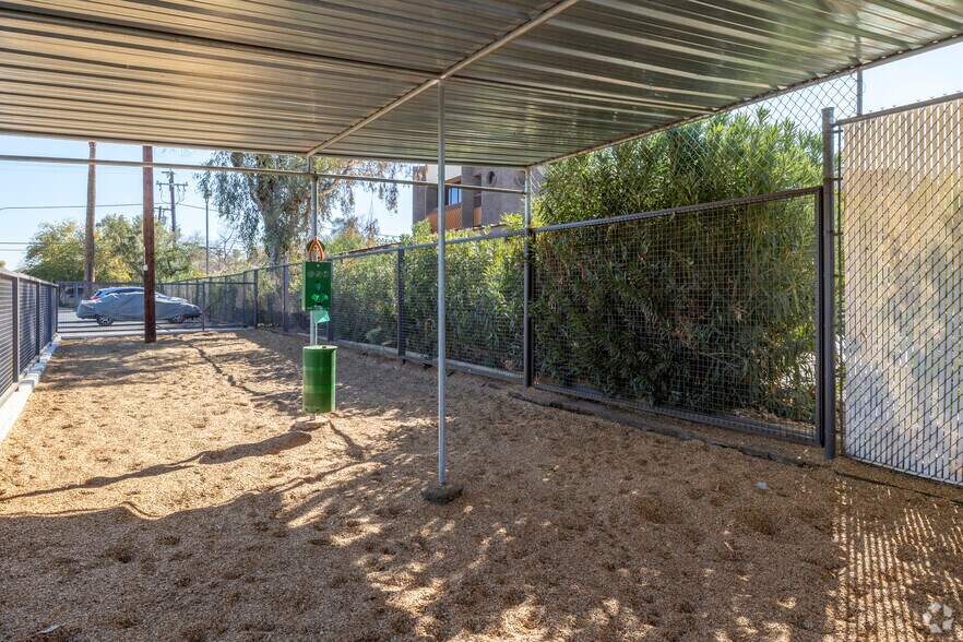 More Photos Of 1350 E Thomas Rd, Phoenix Apartments For Sale