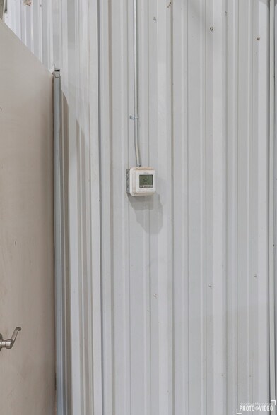 More Photos Of 612 Sinclair St, Gillette Industrial For Sale