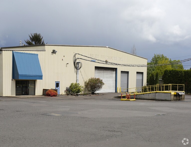 More Photos Of 15561 SW Oregon St, Sherwood Warehouse For Lease