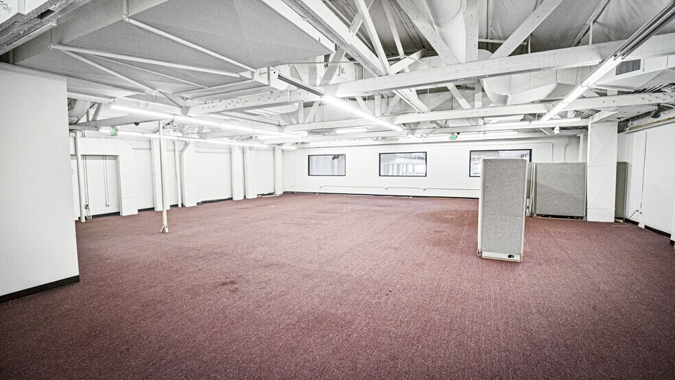 More Photos Of 236-242 Pine Ave, Long Beach Storefront Retail Office For Lease