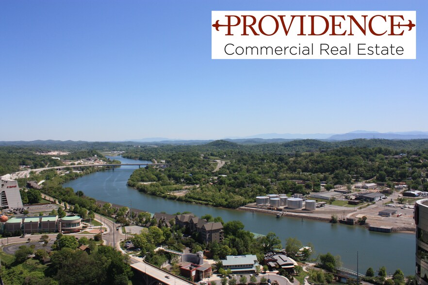 More Photos Of 800 S Gay St, Knoxville Office For Lease