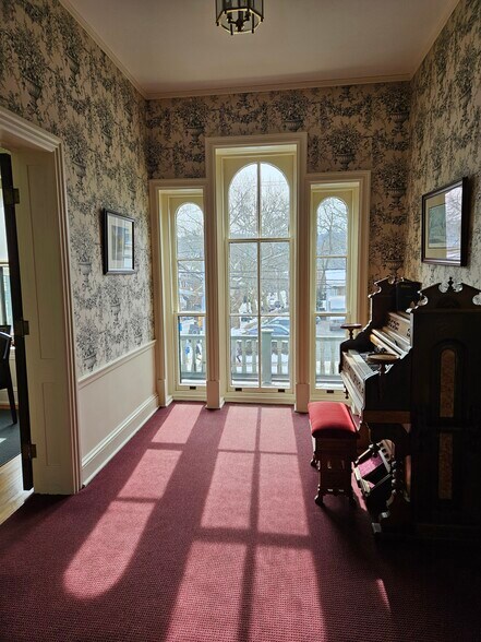 More Photos Of 511 N New St, Bethlehem Office Residential For Sale