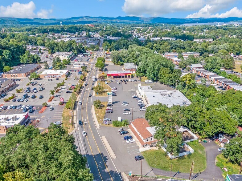 More Photos Of 234 Route 9w, Haverstraw Medical For Lease