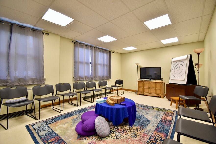 More Photos Of 145 Capital Ave NE, Battle Creek Religious Facility For Sale