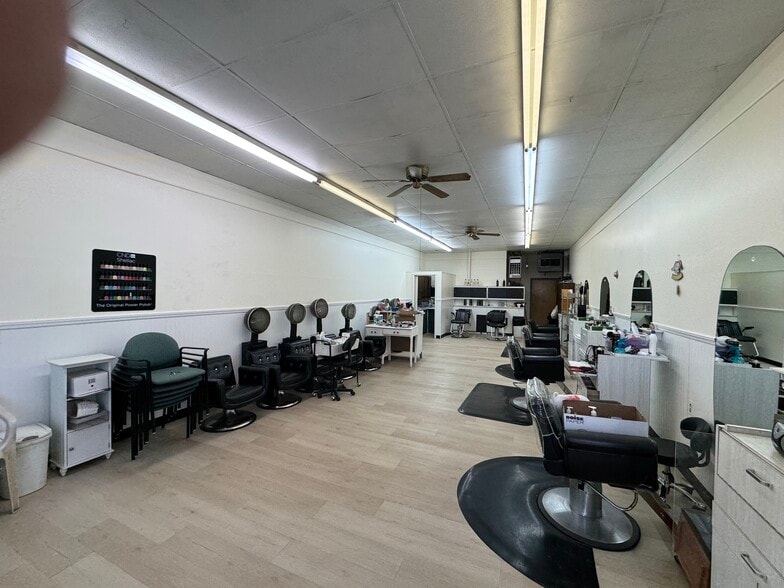 More Photos Of 1723-1727 Saddlewood Ave, Akron General Retail For Sale