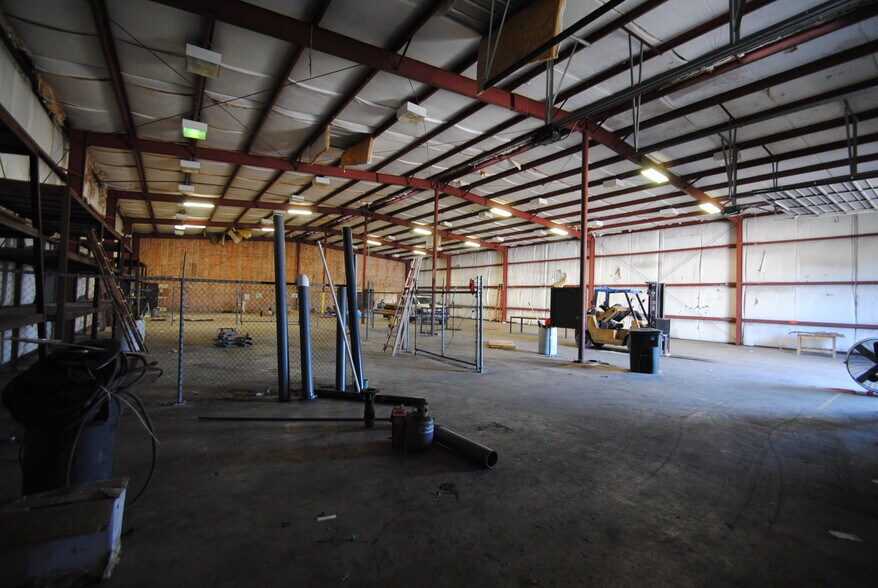 More Photos Of 13802 Murphy Rd, Stafford Research And Development For Sale