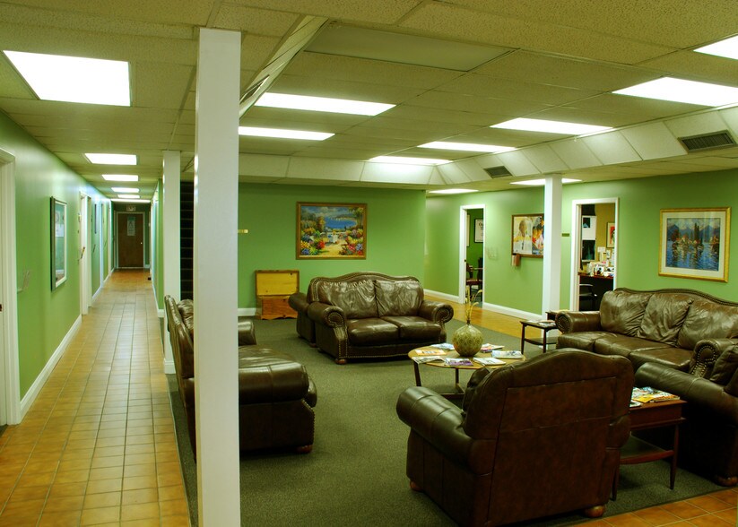 More Photos Of 6671 Hyde Grove Ave, Jacksonville Medical For Sale