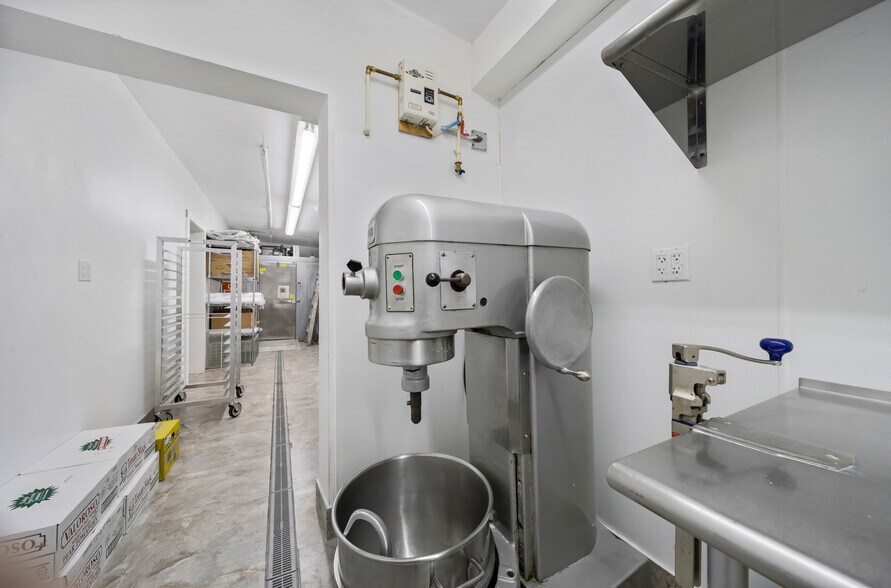 More Photos Of 1201-1223 W Flagler St, Miami Apartments For Lease