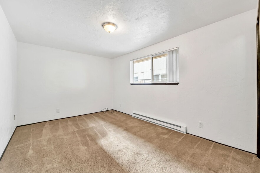 More Photos Of 3942 Ward Dr NE, Salem Apartments For Sale