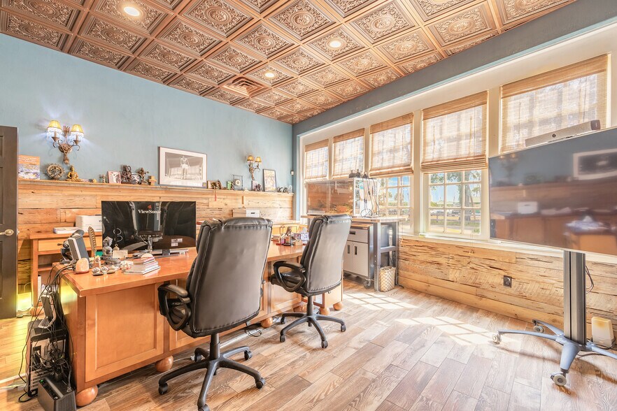 More Photos Of 1112 Riverside Dr, Holly Hill Storefront Retail Office For Sale