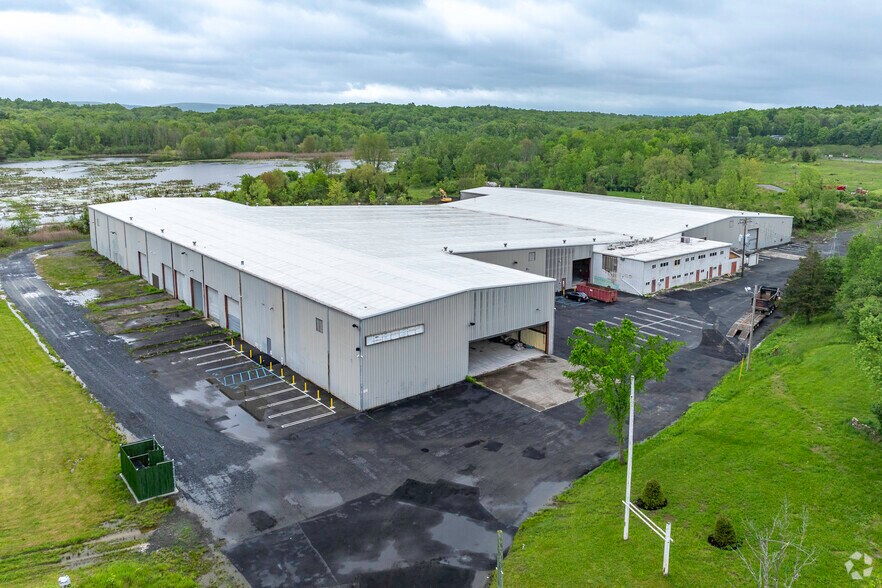 More Photos Of 2618 Route 302, Middletown Warehouse For Lease