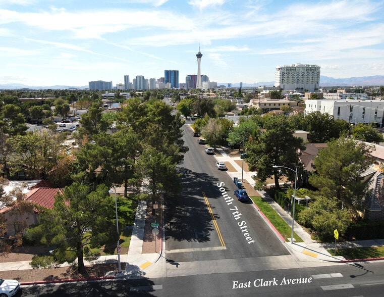 More Photos Of 430 S 7th St, Las Vegas Office For Sale