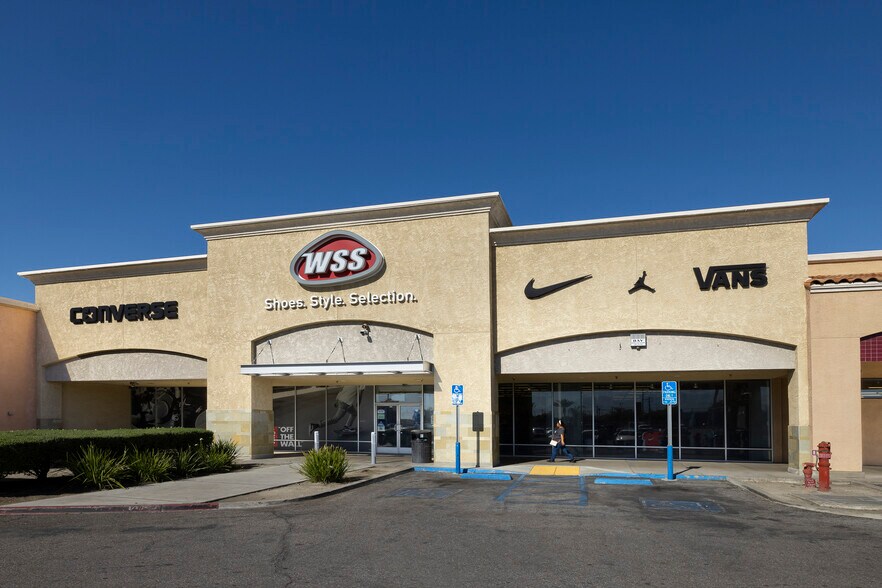 More Photos Of 1043-1199 N Mount Vernon Ave, Colton Unknown For Lease