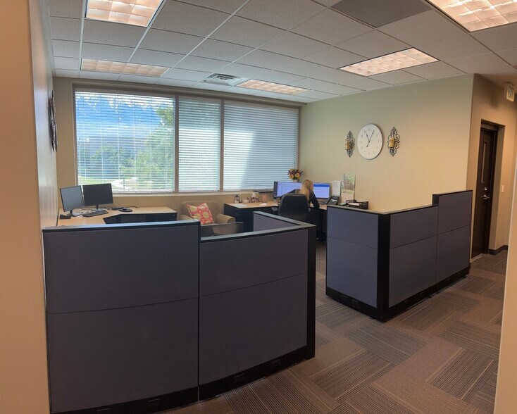 More Photos Of 552-580 W 800 N, Orem Medical For Sale