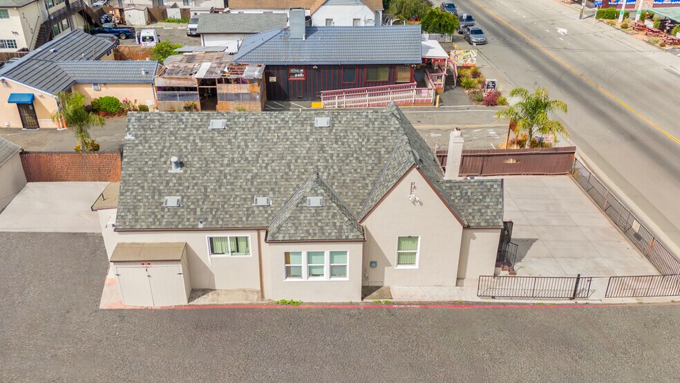 More Photos Of 2090 Marina Blvd, San Leandro Apartments For Sale