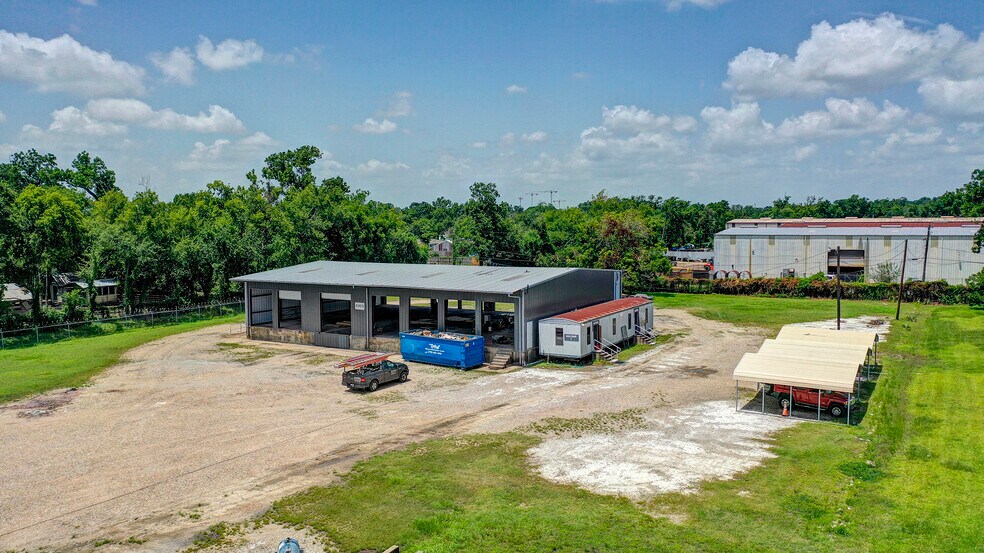 More Photos Of 6906 Elbert st, Houston Land For Lease