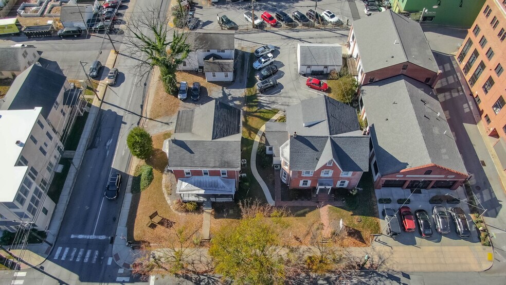 More Photos Of 116 S Broad St, Kennett Square Office Residential For Lease