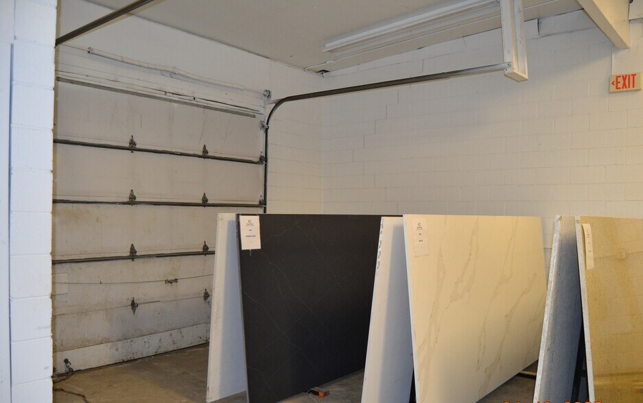 More Photos Of 10403 N Roscommon Rd, Roscommon Warehouse For Sale