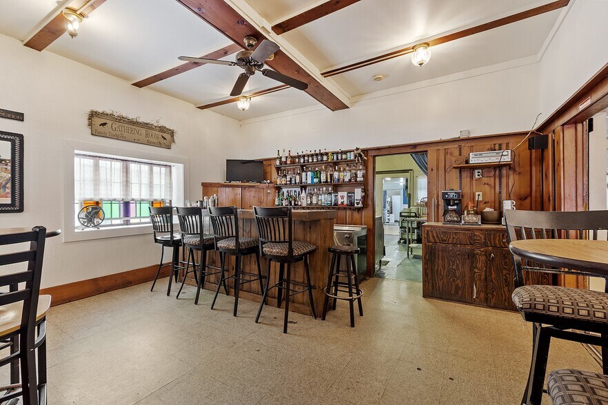 More Photos Of 61-63 Glenallen St, Winchendon Restaurant For Sale