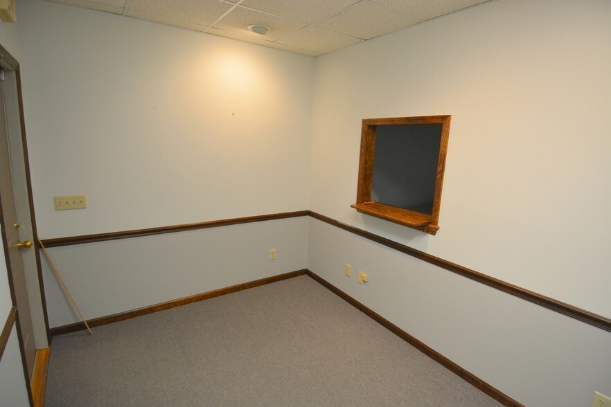 More Photos Of 5975 Kentshire Dr, Kettering Medical For Lease