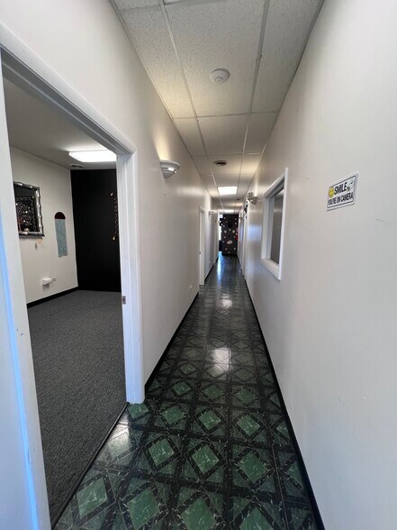 More Photos Of 4123-4125 Oakton St, Skokie Storefront For Sale