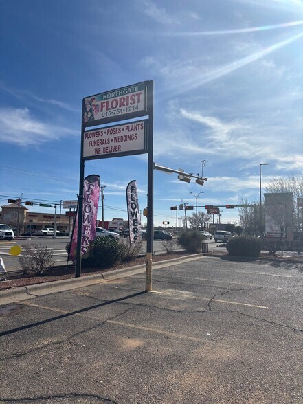 More Photos Of 9429 Dyer St, El Paso Freestanding For Lease