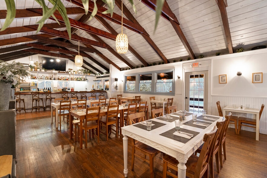 More Photos Of 412 Montauk Hwy, East Quogue Freestanding For Sale