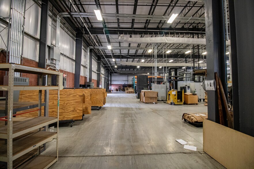 More Photos Of 20 Tyler Way, Newark Warehouse For Lease