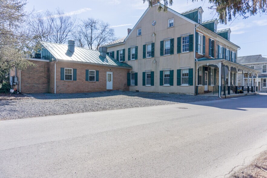 More Photos Of 298 Old Bowers Rd, Mertztown Restaurant For Lease