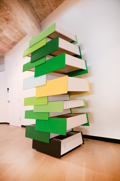 More Photos Of 605 lincoln Rd, Miami Beach Office Residential For Lease