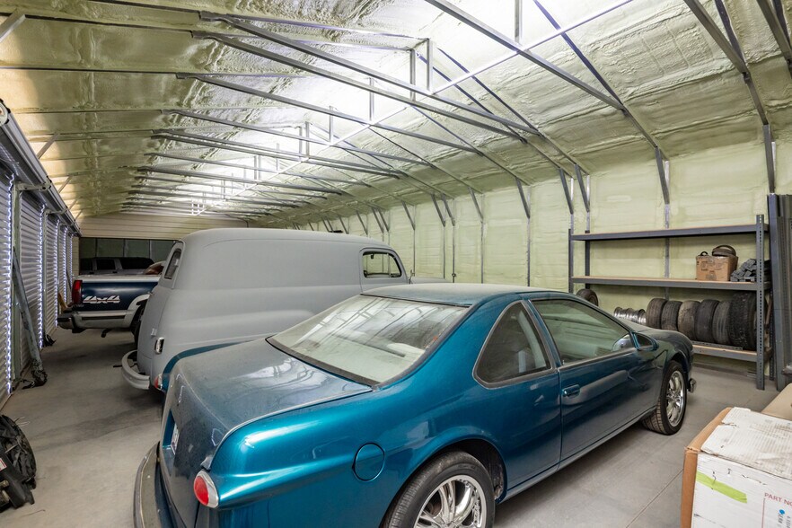 More Photos Of 8089 Wagon Wheel Dr, Lake Havasu City Warehouse For Sale