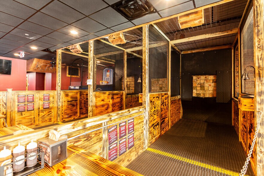 More Photos Of 222 S Railroad Ave, Kings Mountain Storefront Retail Residential For Sale