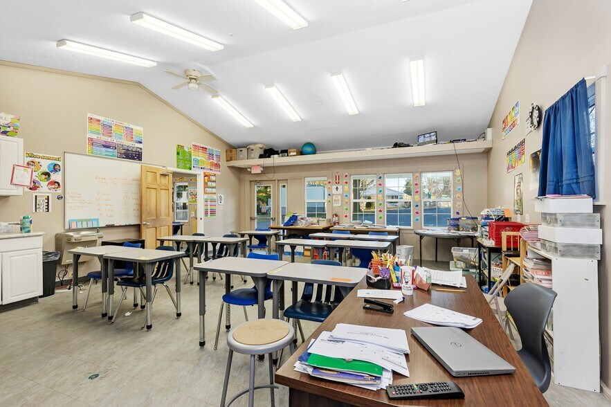 More Photos Of 100 Obetz Rd, Columbus Daycare Center For Sale