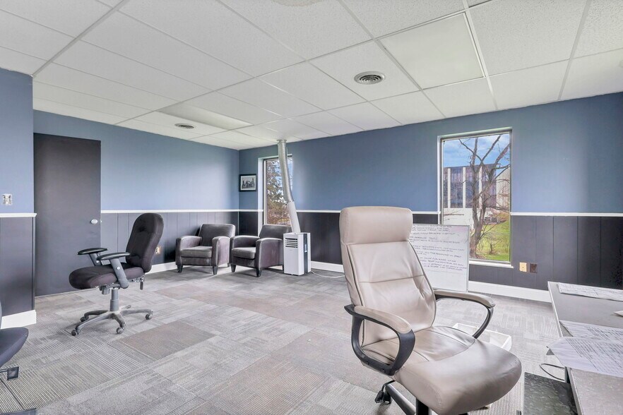 More Photos Of 2844 E River Rd, Dayton Office For Sale